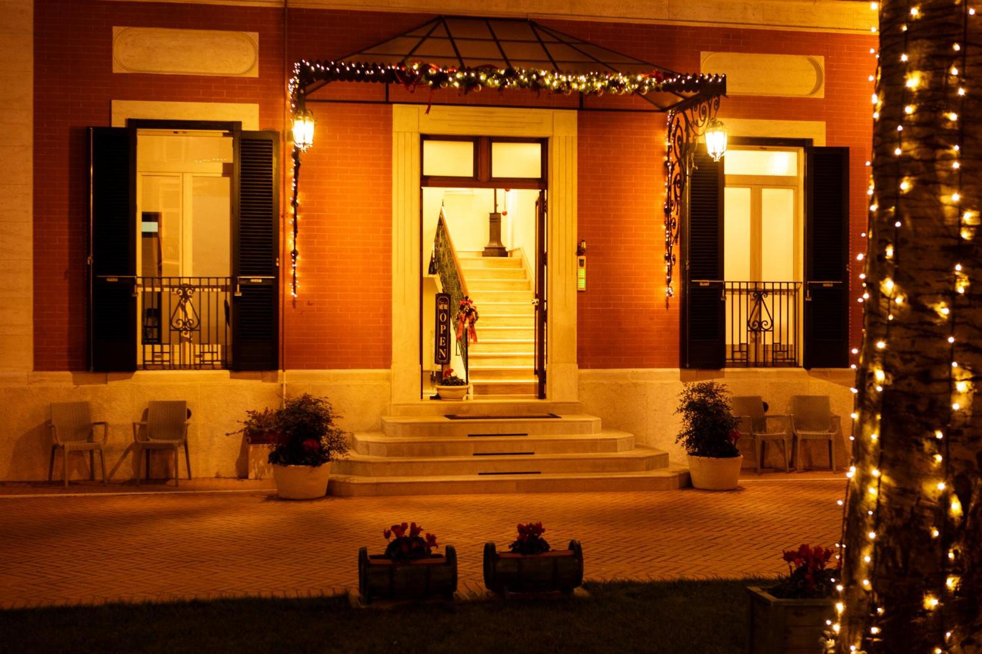 צ'ריניולה Villa Pallotta Luxury B&B מראה חיצוני תמונה