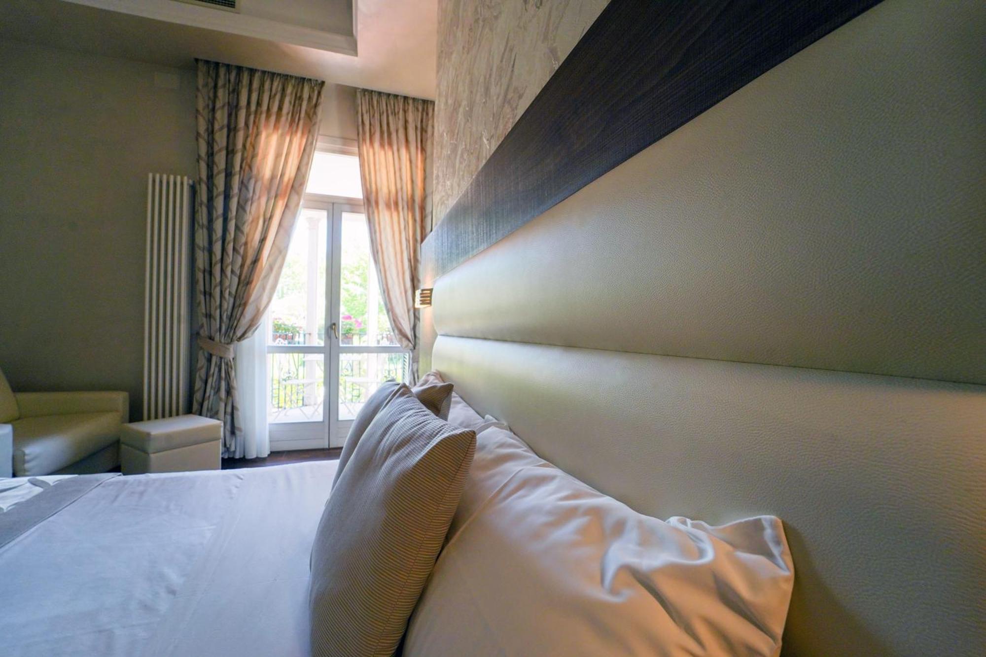 צ'ריניולה Villa Pallotta Luxury B&B מראה חיצוני תמונה