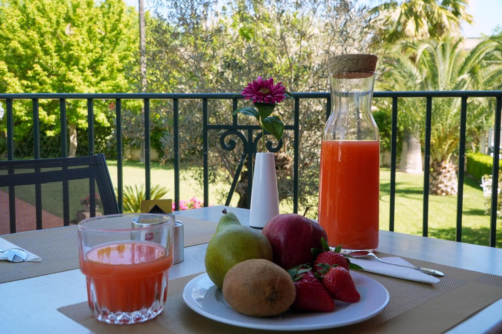 צ'ריניולה Villa Pallotta Luxury B&B מראה חיצוני תמונה