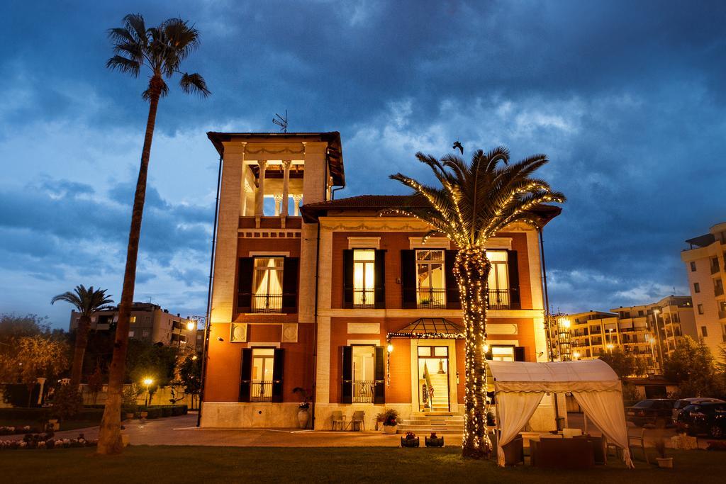 צ'ריניולה Villa Pallotta Luxury B&B מראה חיצוני תמונה