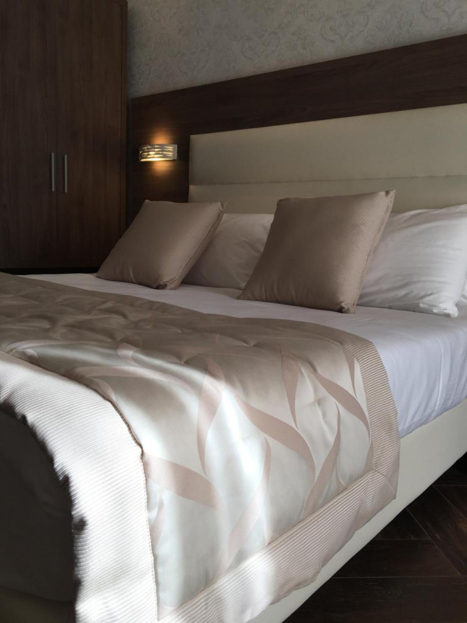 צ'ריניולה Villa Pallotta Luxury B&B מראה חיצוני תמונה