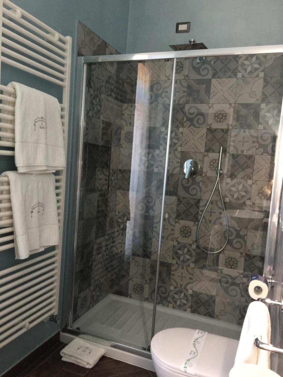 צ'ריניולה Villa Pallotta Luxury B&B מראה חיצוני תמונה